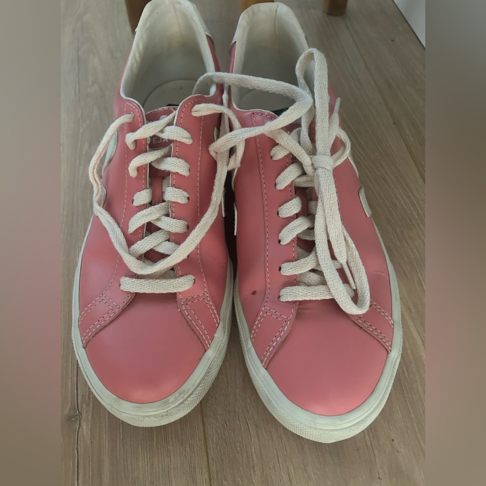 Veja Pink and White Women's Sneakers - Picture 6 of 9